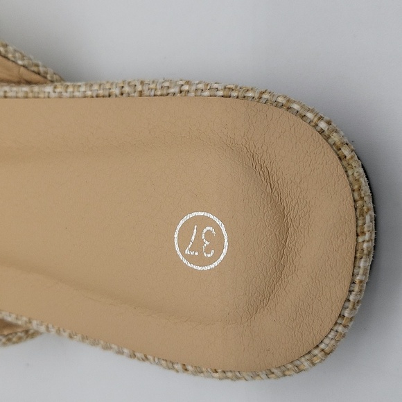 2192- Mules Women's Slip-On Shoes Beige Color Size 6 - Picture 6 of 7